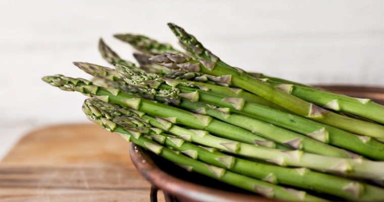 Crumble di asparagi al forno